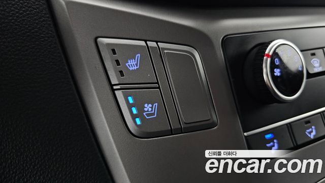 Hyundai Starex 2018 — photo 20