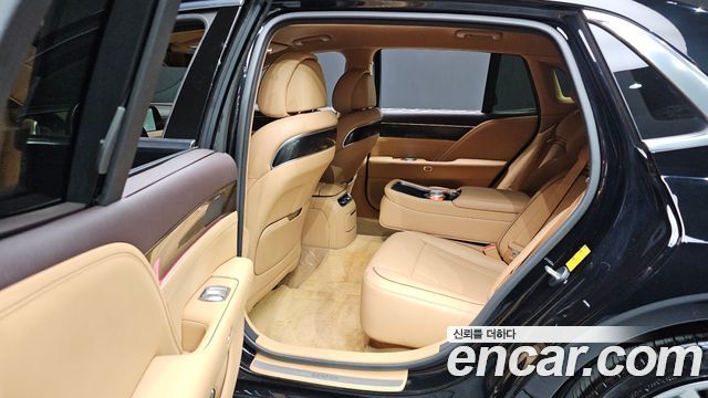 Genesis G90 2023 — photo 17