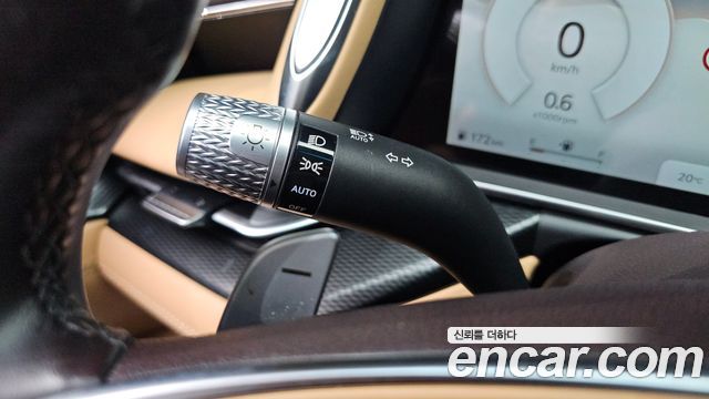 Genesis G90 2023 — photo 28
