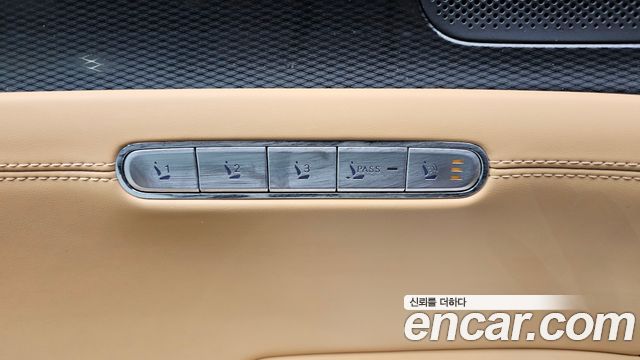 Genesis G90 2023 — photo 29