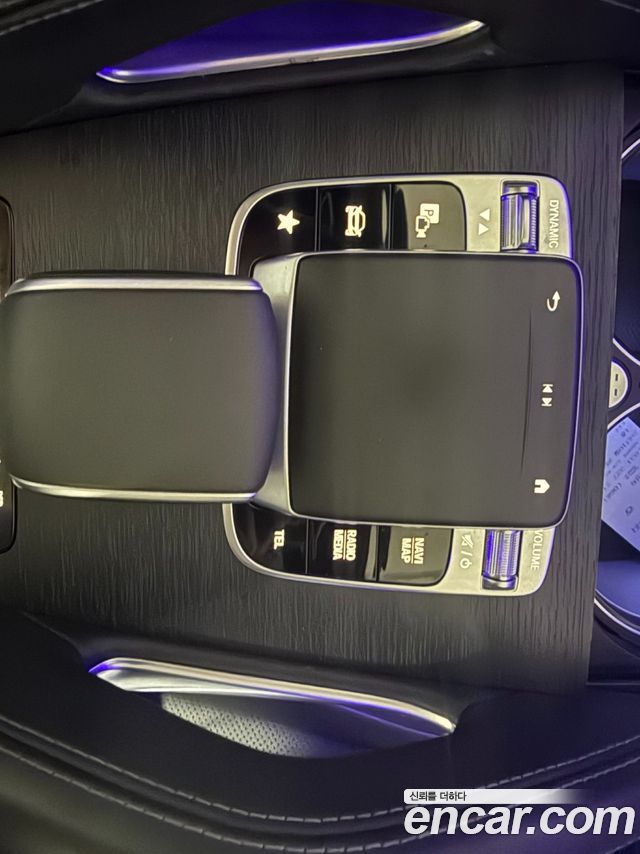 Mercedes-Benz GLS-Class 2022 — photo 15