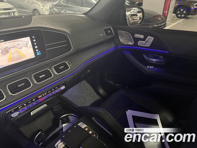 Mercedes-Benz GLS-Class 2022 — photo 16