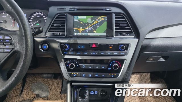 Hyundai Sonata 2016 — photo 21