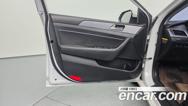 Hyundai Sonata 2016 — photo 14
