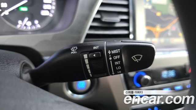 Hyundai Sonata 2016 — photo 34