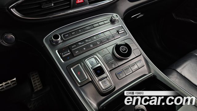 Hyundai Santafe 2021 — photo 12