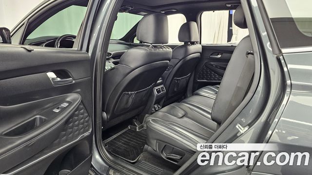 Hyundai Santafe 2021 — photo 18