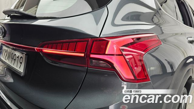 Hyundai Santafe 2021 — photo 9