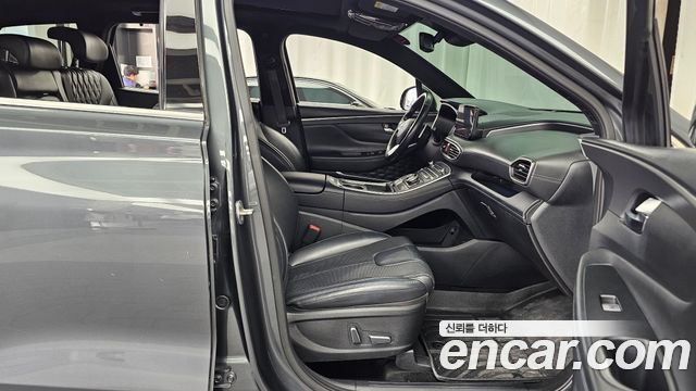 Hyundai Santafe 2021 — photo 16