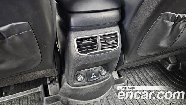 Hyundai Santafe 2021 — photo 31