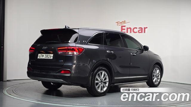 Kia Sorento 2015 — photo 2