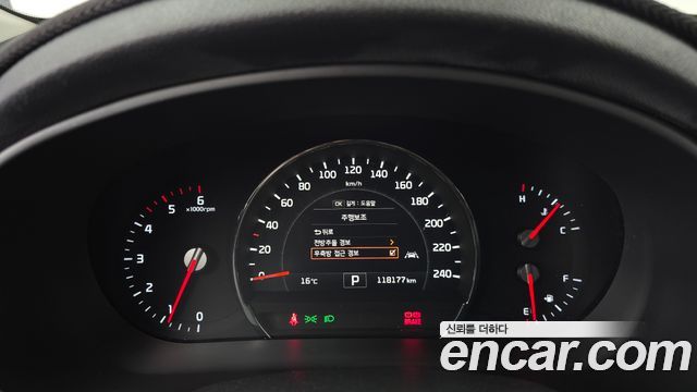 Kia Sorento 2015 — photo 11