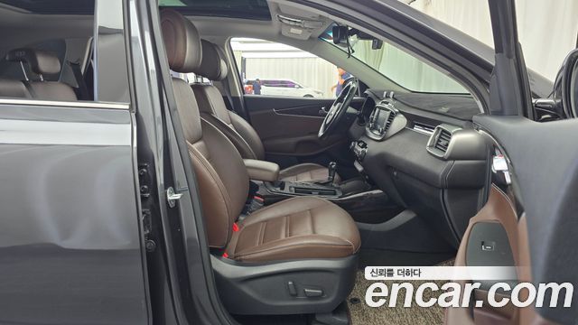 Kia Sorento 2015 — photo 16