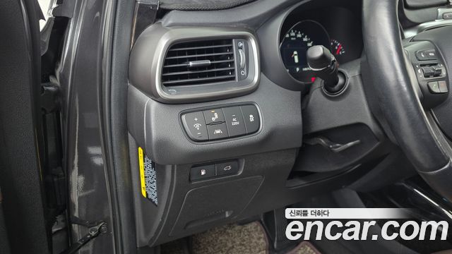 Kia Sorento 2015 — photo 28