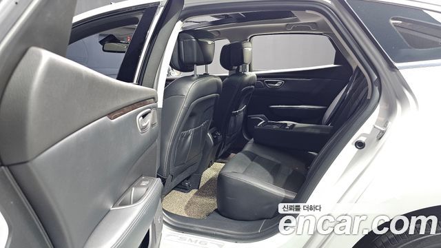 Renault Korea SM6 2016 — photo 17