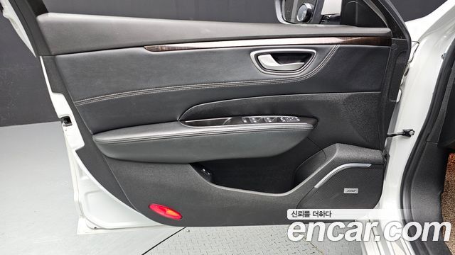 Renault Korea SM6 2016 — photo 14