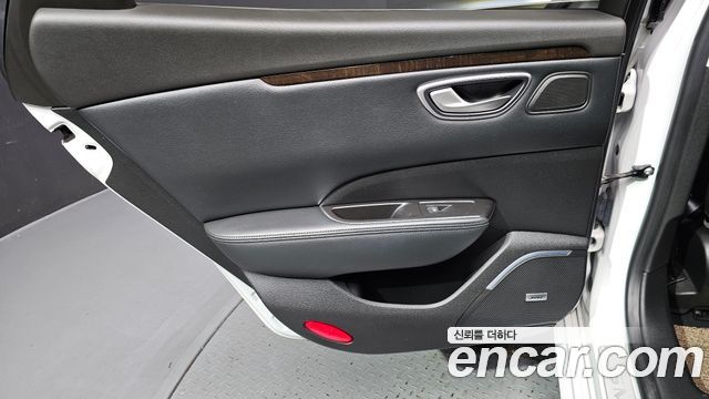 Renault Korea SM6 2016 — photo 15