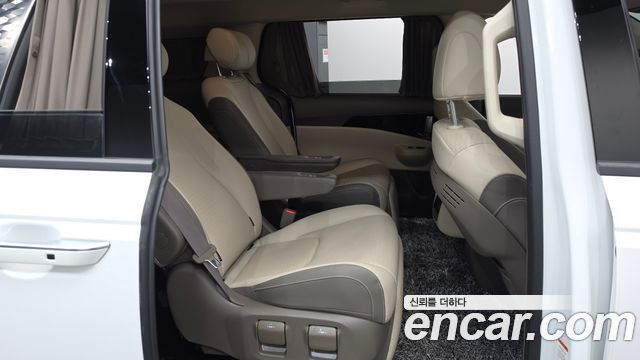 Kia Canival 2024 — photo 17