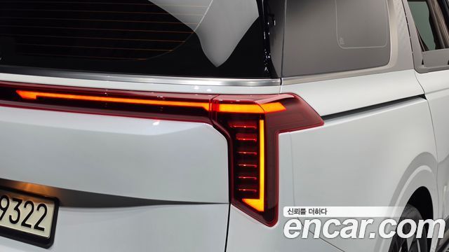 Kia Canival 2024 — photo 9