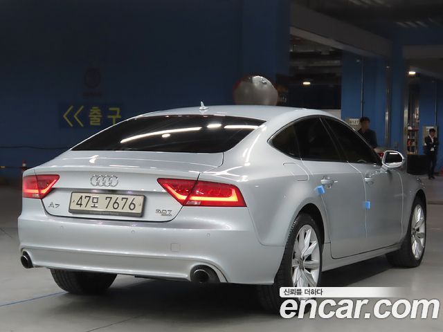Audi A7 2014 — photo 2