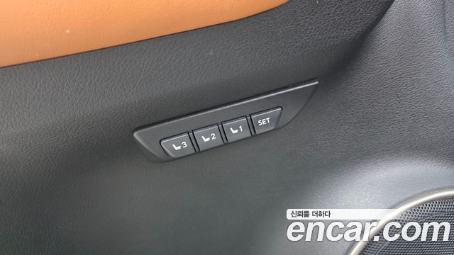 Lexus NX 2019 — photo 34