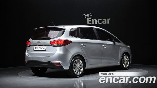 Kia Carens 2014 — photo 2