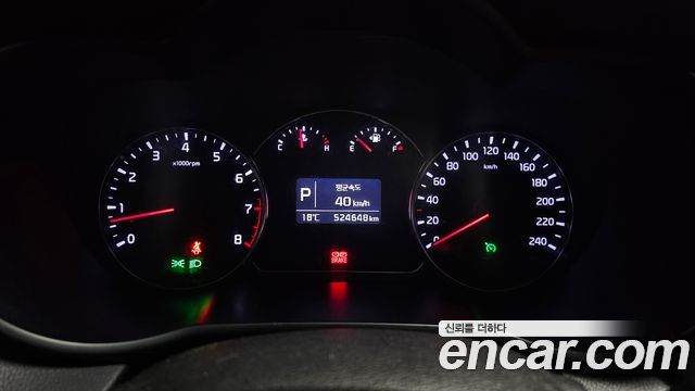Kia Carens 2014 — photo 8
