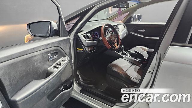 Kia Carens 2014 — photo 10