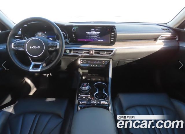 Kia K5 2023 — photo 9