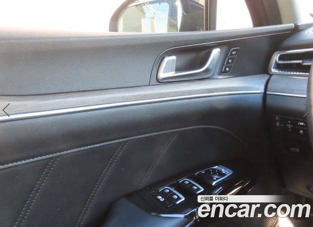 Kia K5 2023 — photo 14
