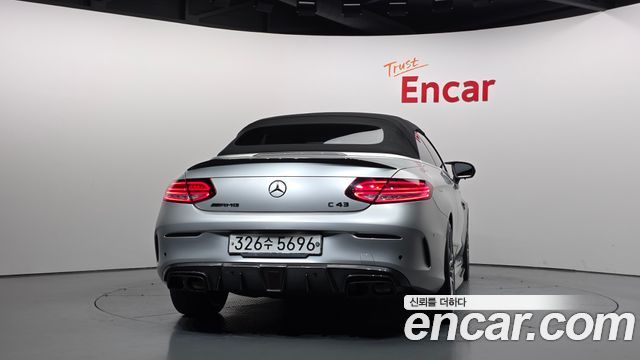 Mercedes-Benz C-Class 2019 — photo 4