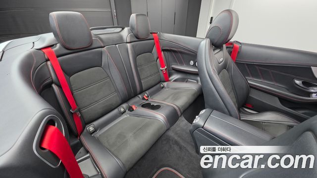 Mercedes-Benz C-Class 2019 — photo 18