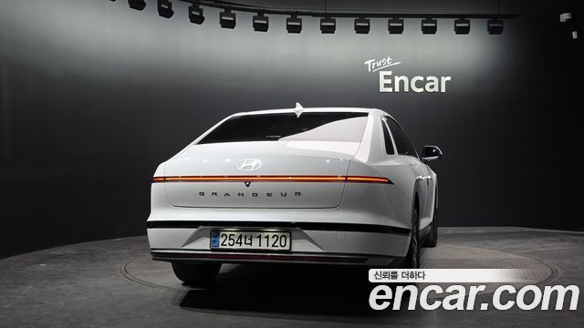 Hyundai Grandeur 2023 — photo 4
