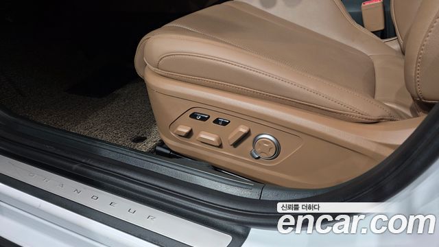 Hyundai Grandeur 2023 — photo 24