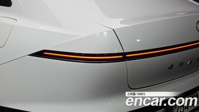 Hyundai Grandeur 2023 — photo 9