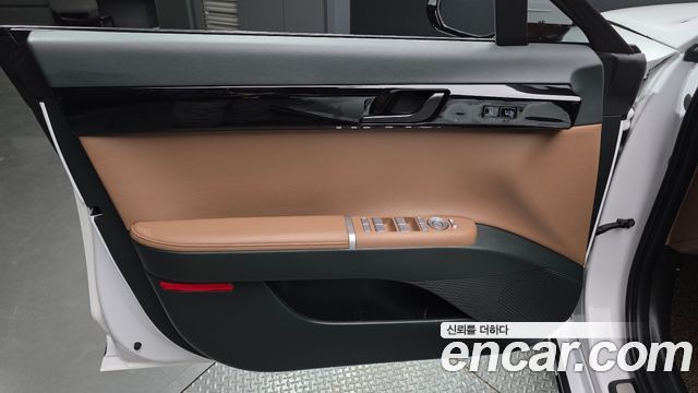 Hyundai Grandeur 2023 — photo 14
