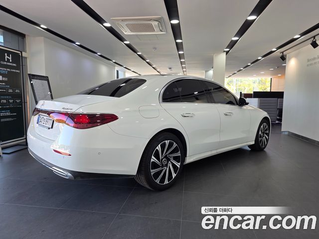 Mercedes-Benz E-Class 2024 — photo 2