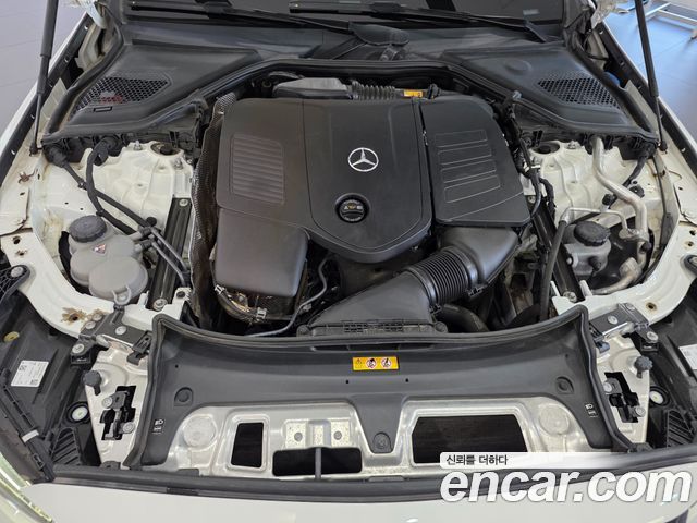 Mercedes-Benz E-Class 2024 — photo 6