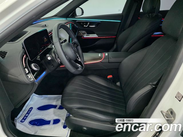 Mercedes-Benz E-Class 2024 — photo 10