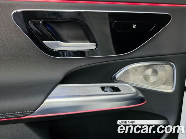 Mercedes-Benz E-Class 2024 — photo 20