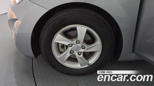 Hyundai AVANTE 2015 — photo 5