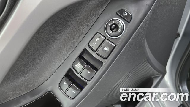 Hyundai AVANTE 2015 — photo 20