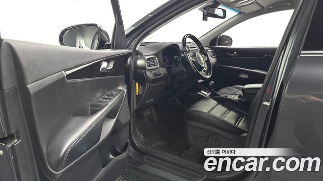 Kia Sorento 2015 — photo 13
