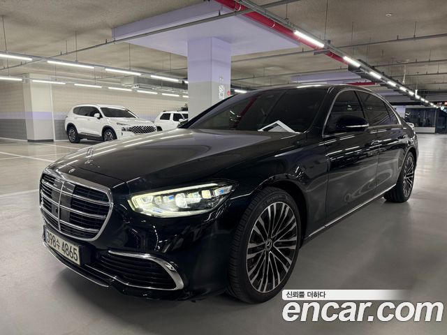 Mercedes-Benz S-Class 2022 — photo 1