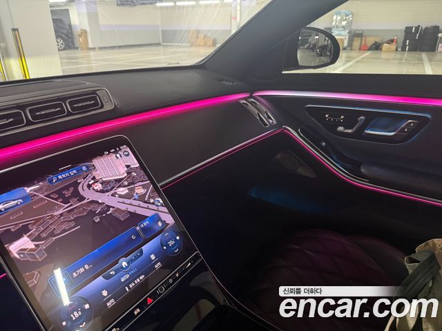 Mercedes-Benz S-Class 2022 — photo 12