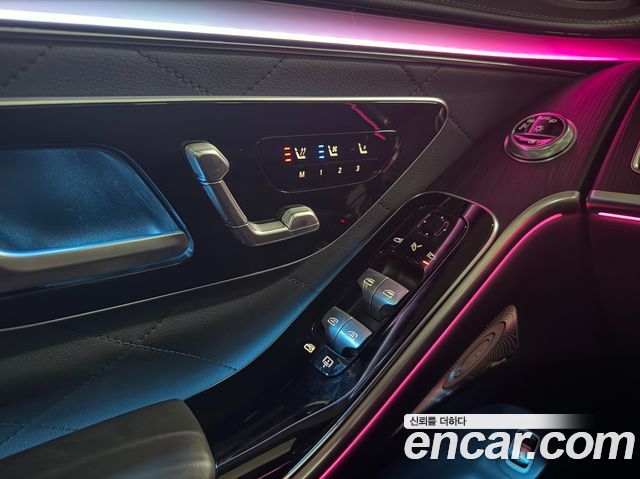 Mercedes-Benz S-Class 2022 — photo 13