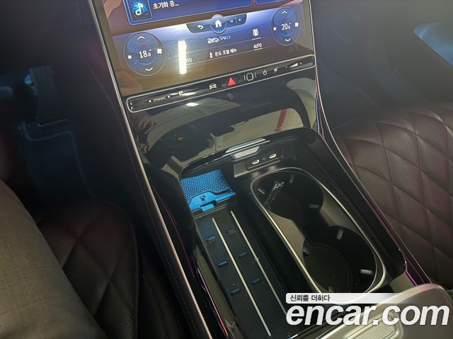 Mercedes-Benz S-Class 2022 — photo 14