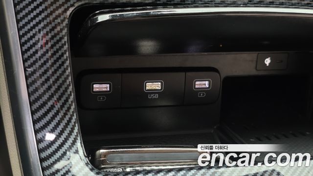 Kia Canival 2022 — photo 18