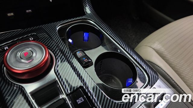 Kia Canival 2022 — photo 22
