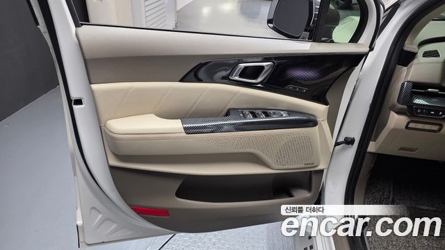 Kia Canival 2022 — photo 15